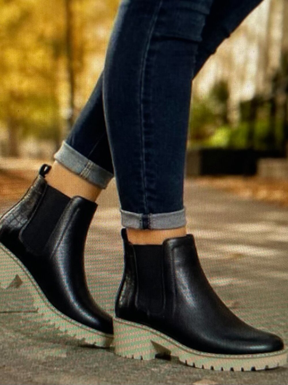 Dolce vita Black Rancher Womens Ankle Boots With Lug Sole &Croc-Embossed Size 10